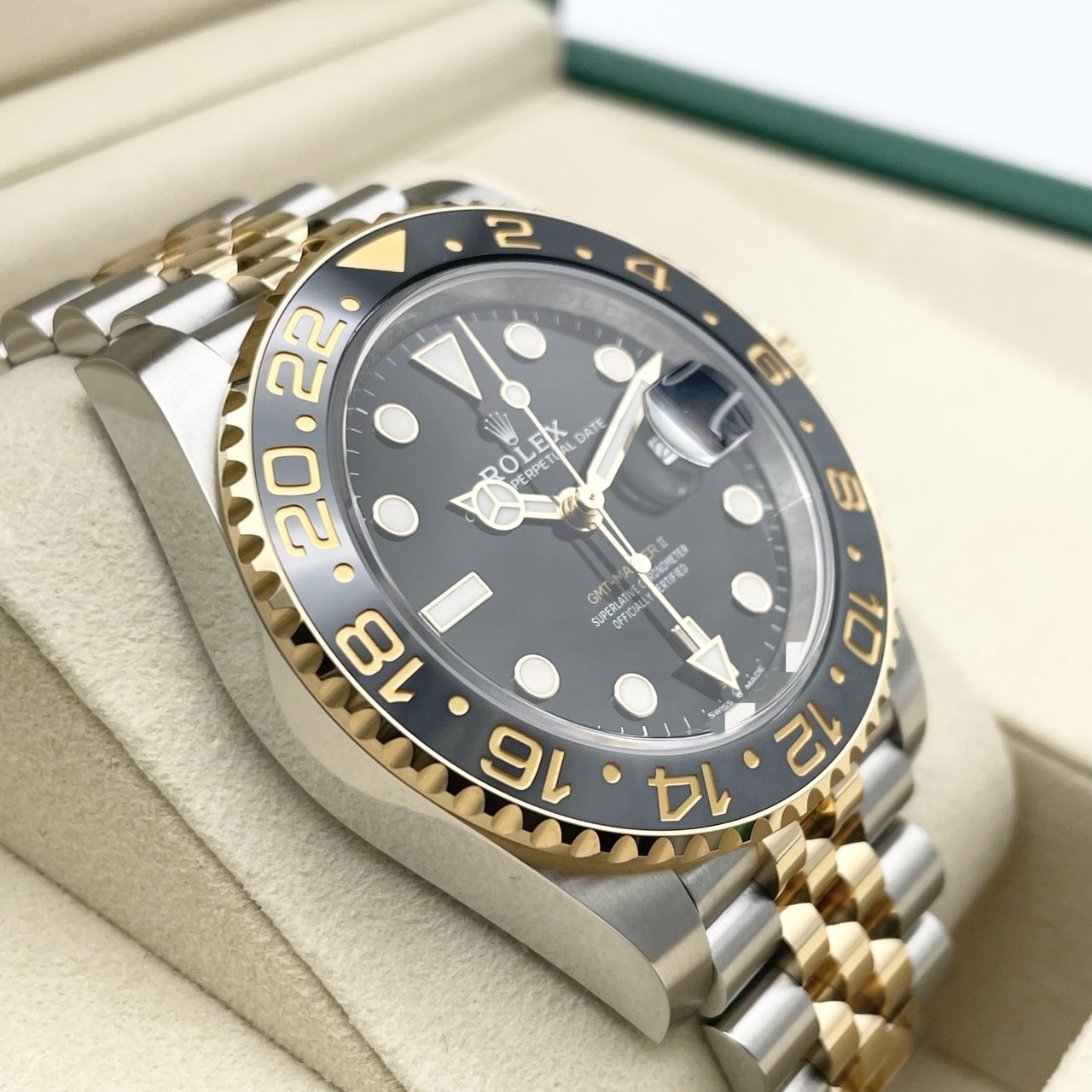 【一部正規保護シール付き！ 25年7月ギャラ！】ロレックス GMTマスターII 126713GRNR ジュビリーブレス 40mm