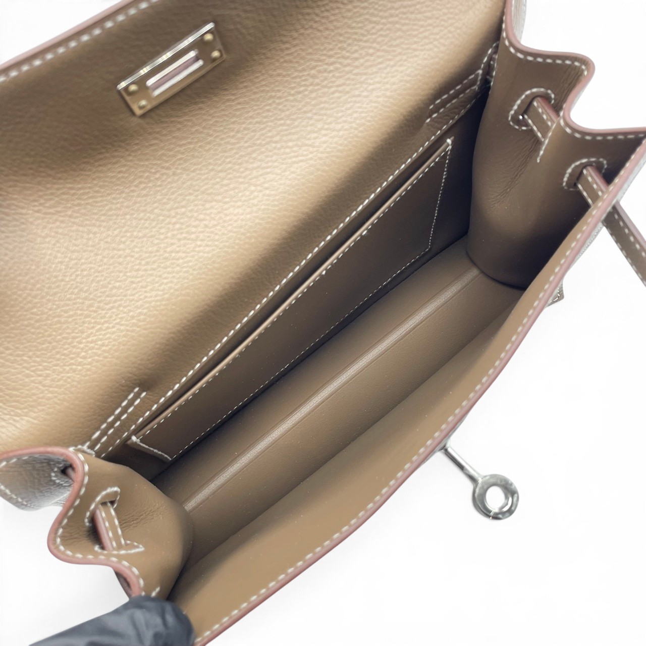 【新品未使用】エルメス ケリー ベルト エトゥープ シルバー金具 最新G刻印 エルメス ケリーダンス 22 エトゥープ エヴァーカラー シルバー金具 G