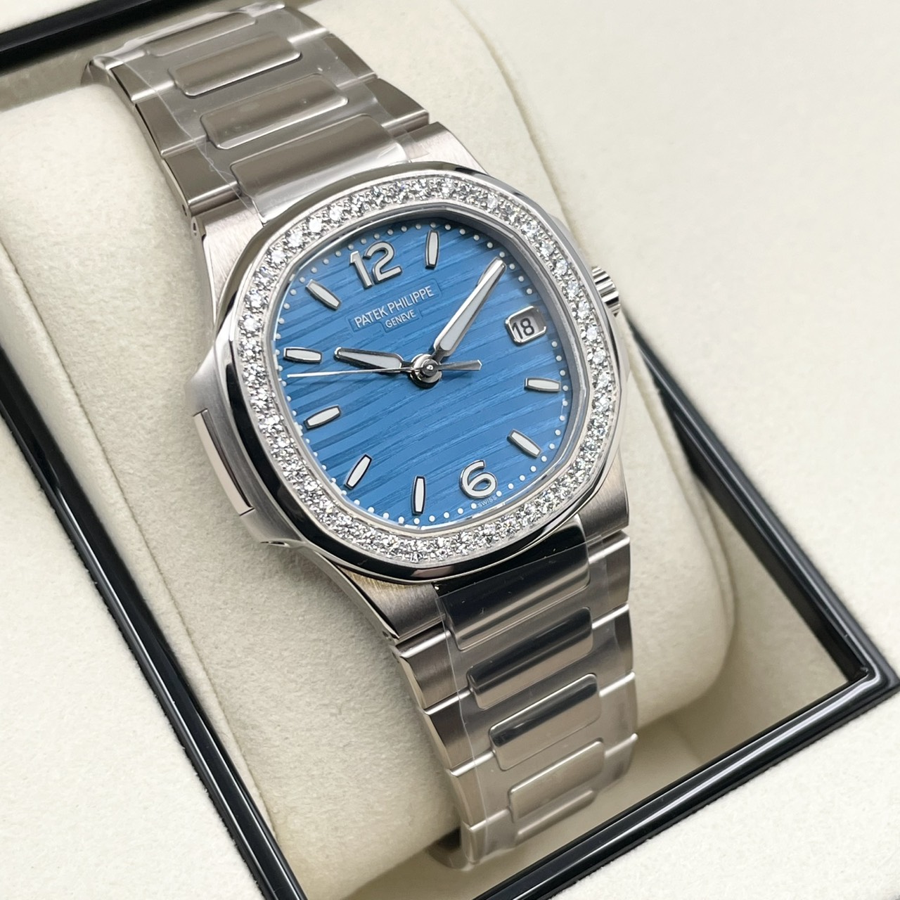 【新ギャラ完備！】パテックフィリップ ノーチラス 7010/1G-013 アズールブルー ホワイトゴールド 32mm