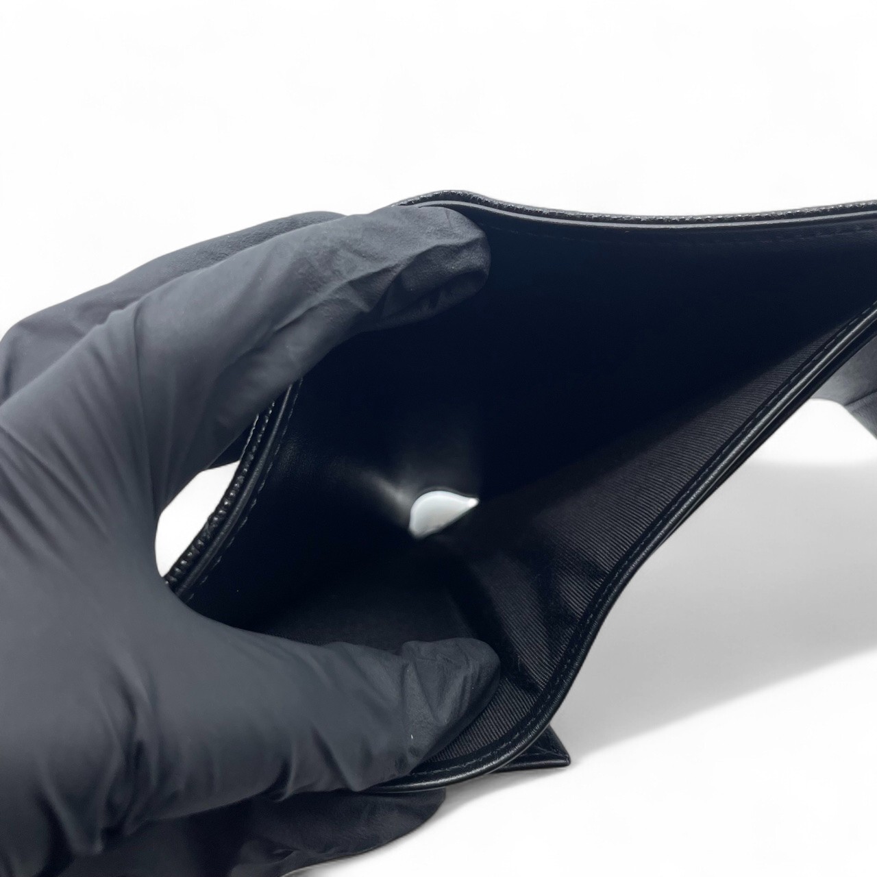 シャネル ボーイシャネル スモール フラップ ウォレット ブラック キャビアスキン