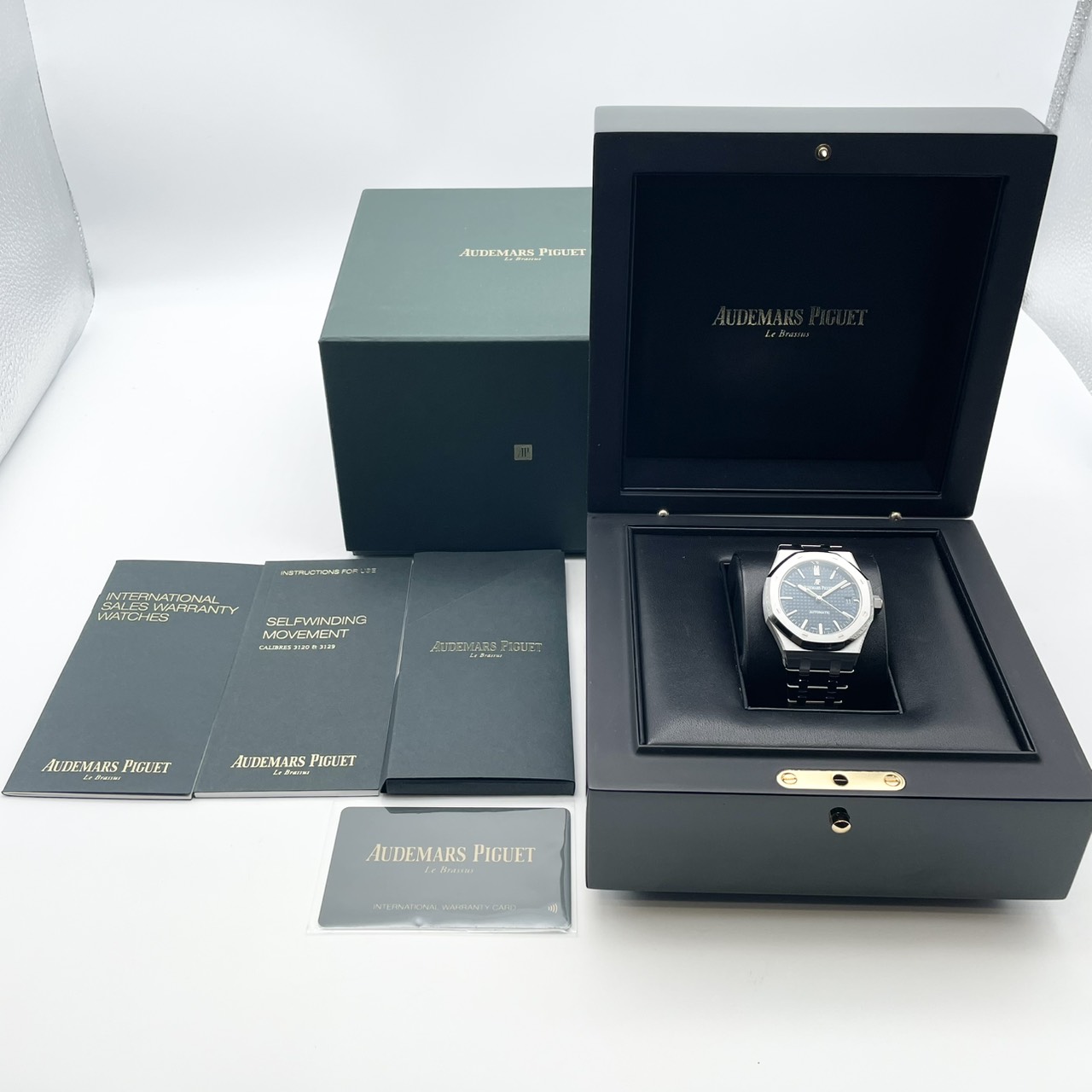 オーデマピゲ ロイヤルオーク 15450ST.OO.1256ST.03 ブルー 37mm