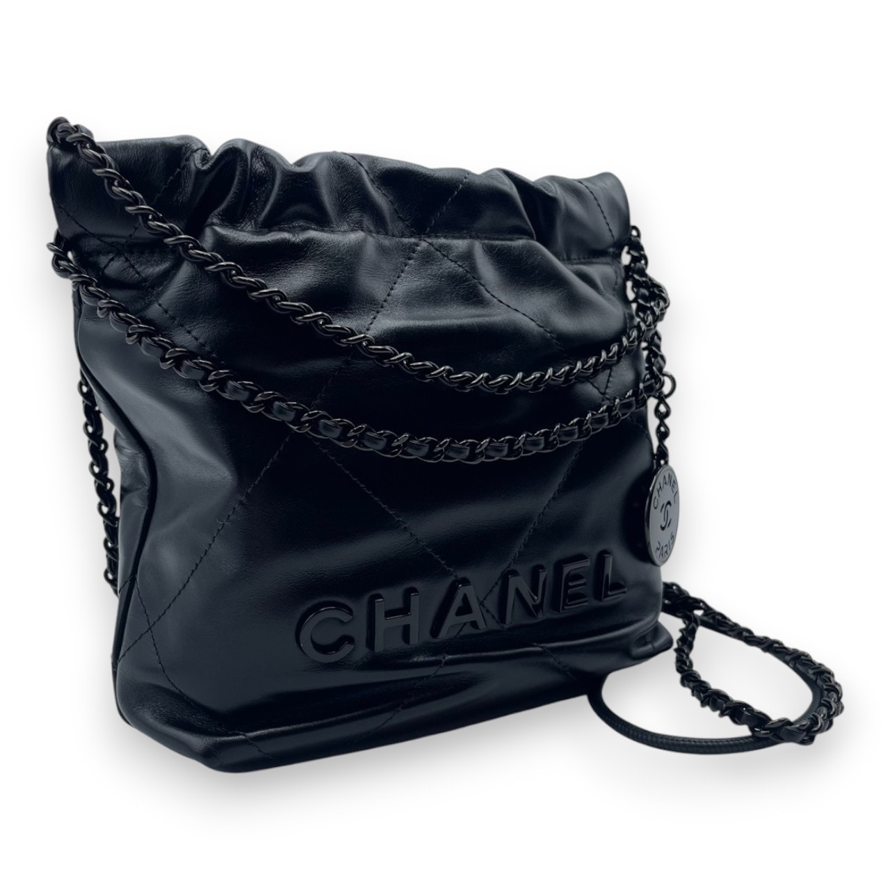 シャネル CHANEL22 ミニ ブラック シャイニーカーフスキン ブラック金具