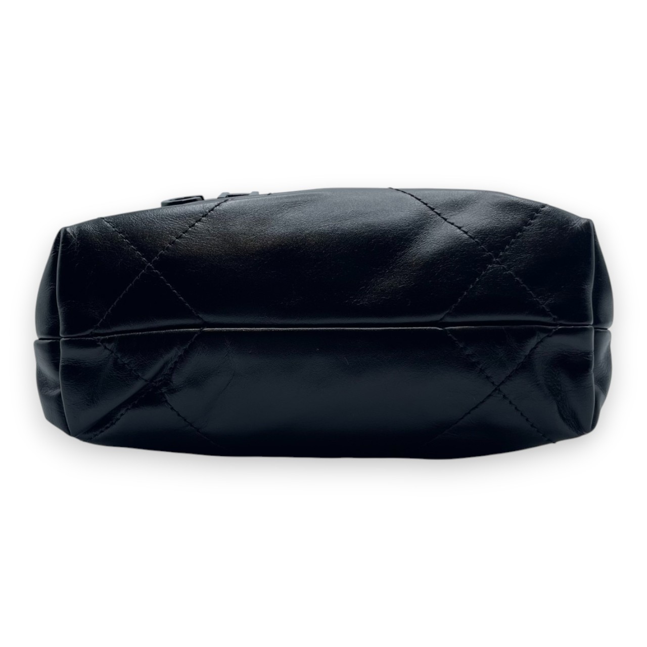 シャネル CHANEL22 ミニ ブラック シャイニーカーフスキン ブラック金具