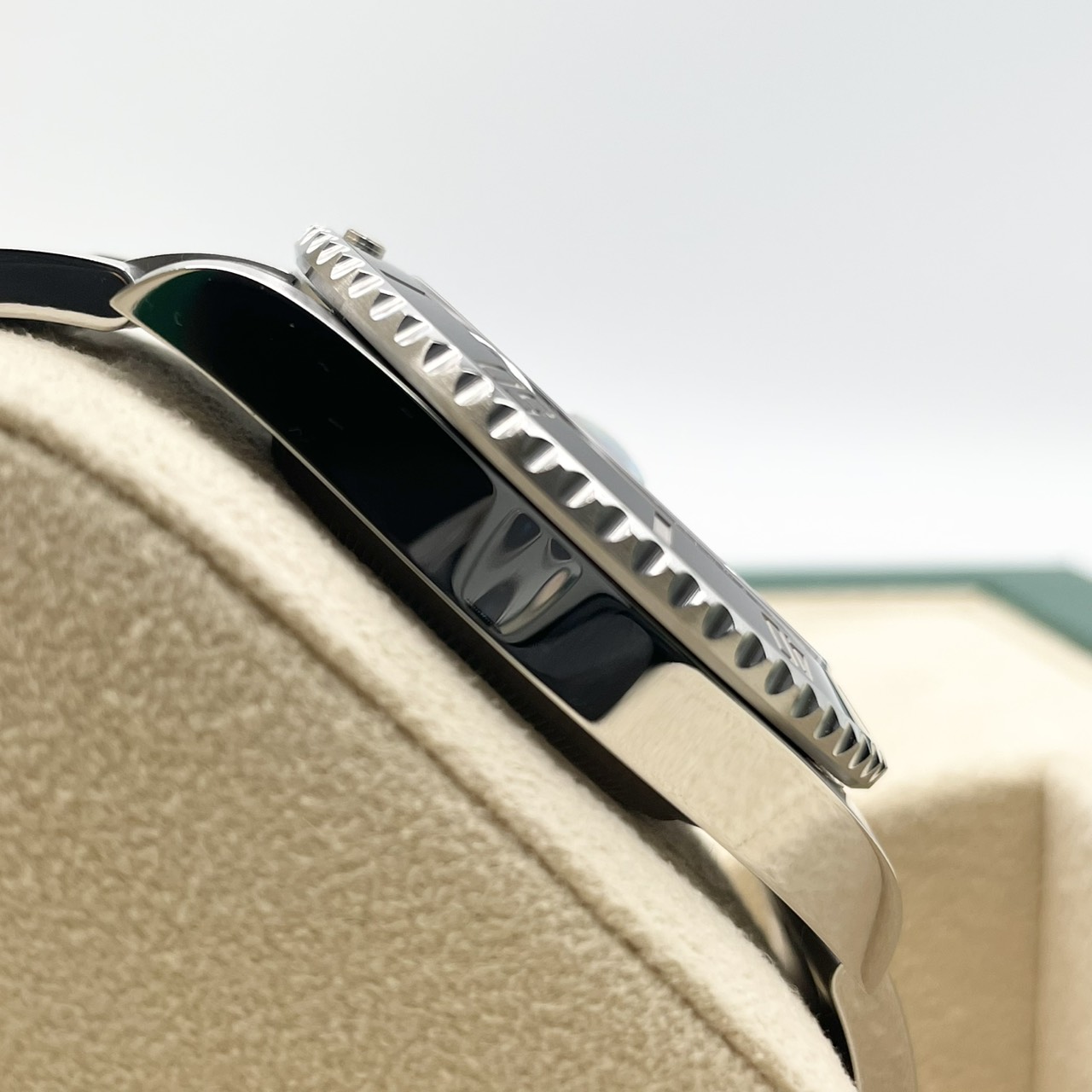 ロレックス サブマリーナーデイト 126610LN ブラック 41mm
