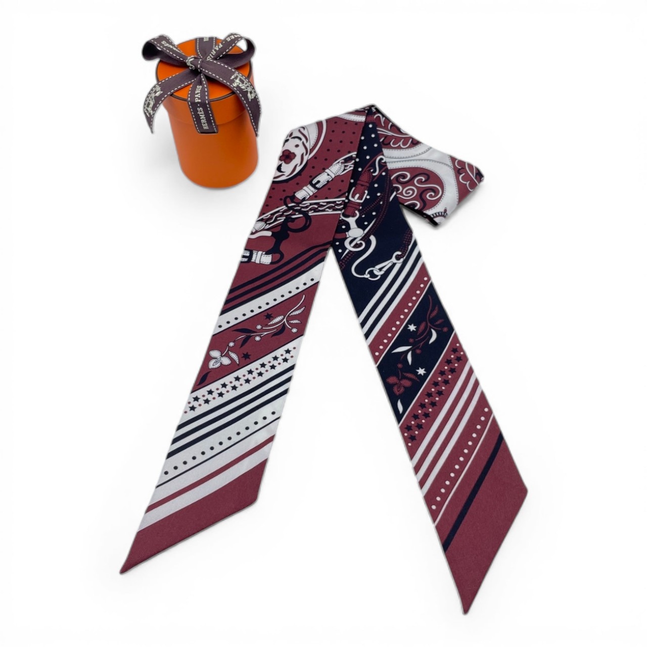 エルメス ツイリー アマゾンの祭典・バンダナ ブルゴーニュ/ノワール