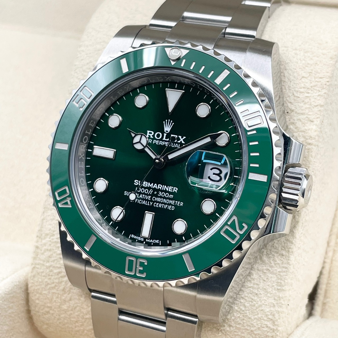 ロレックス サブマリーナーデイト 116610LV グリーン オイスターブレス 40mm
