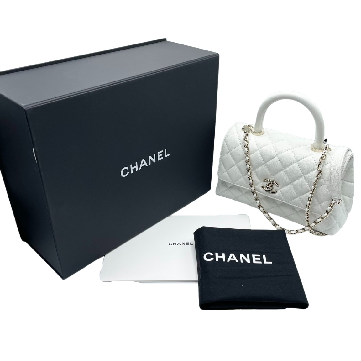 シャネル ココハンドルXS ホワイト キャビアスキン　