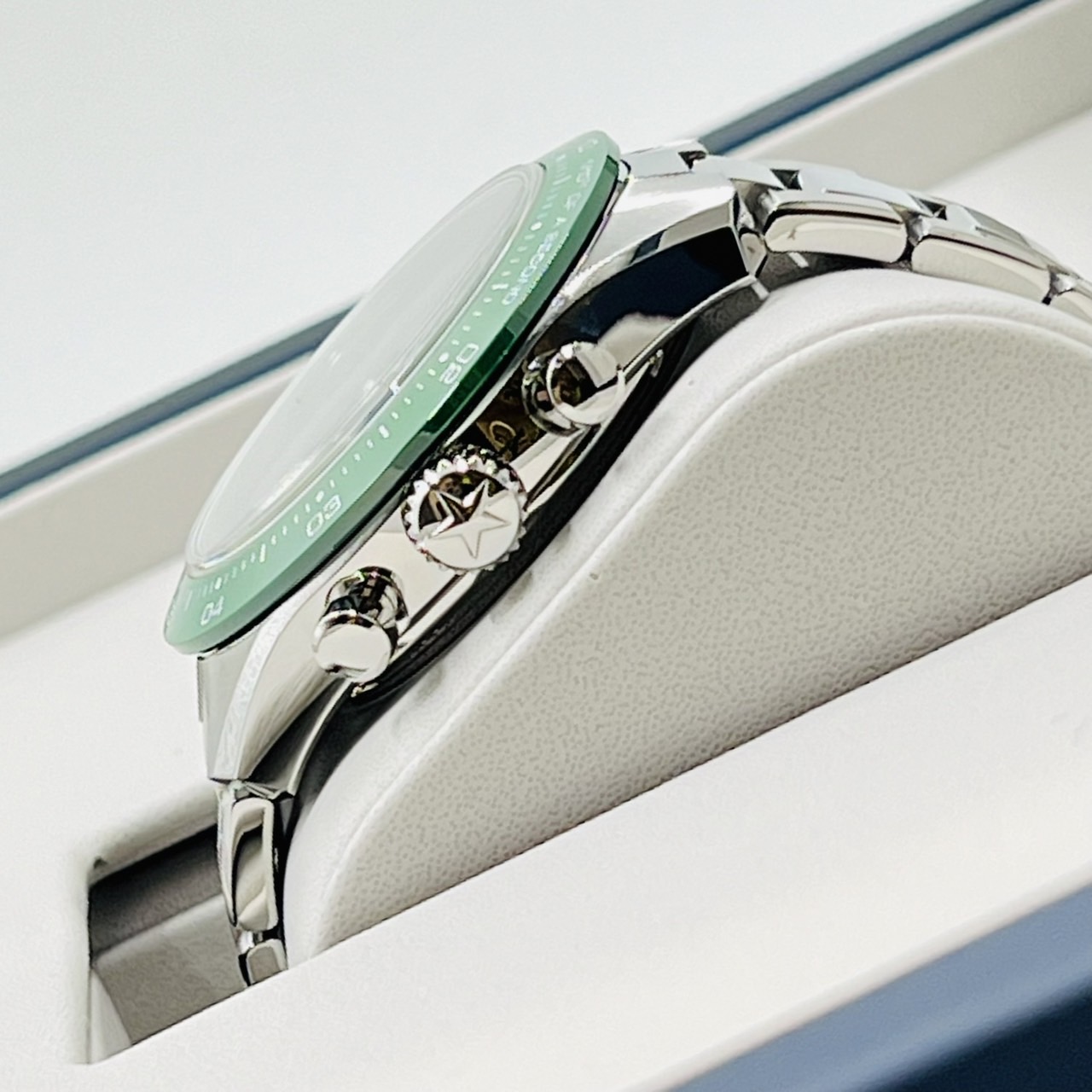 ゼニス　クロノマスタースポーツ　YOSHIDA SPECIAL EDITION　03.3107.3600/56.M3100　グリーン　41mm