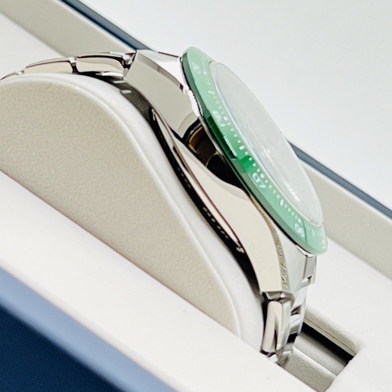 ゼニス　クロノマスタースポーツ　YOSHIDA SPECIAL EDITION　03.3107.3600/56.M3100　グリーン　41mm