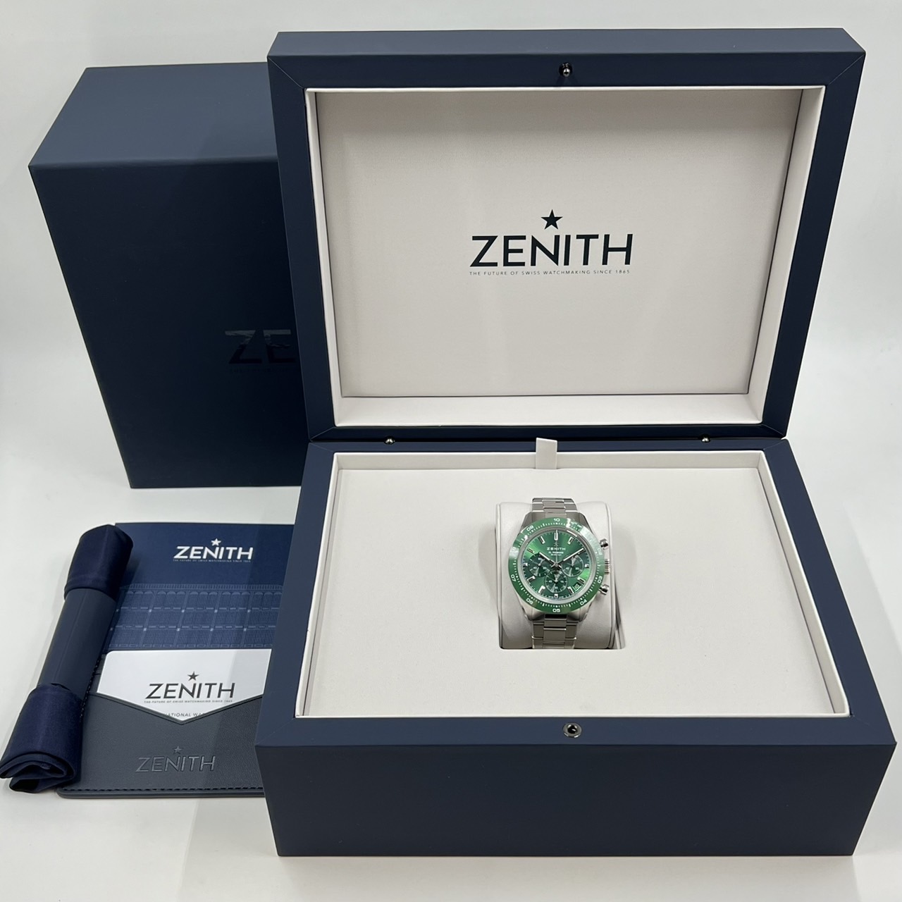 ゼニス　クロノマスタースポーツ　YOSHIDA SPECIAL EDITION　03.3107.3600/56.M3100　グリーン　41mm