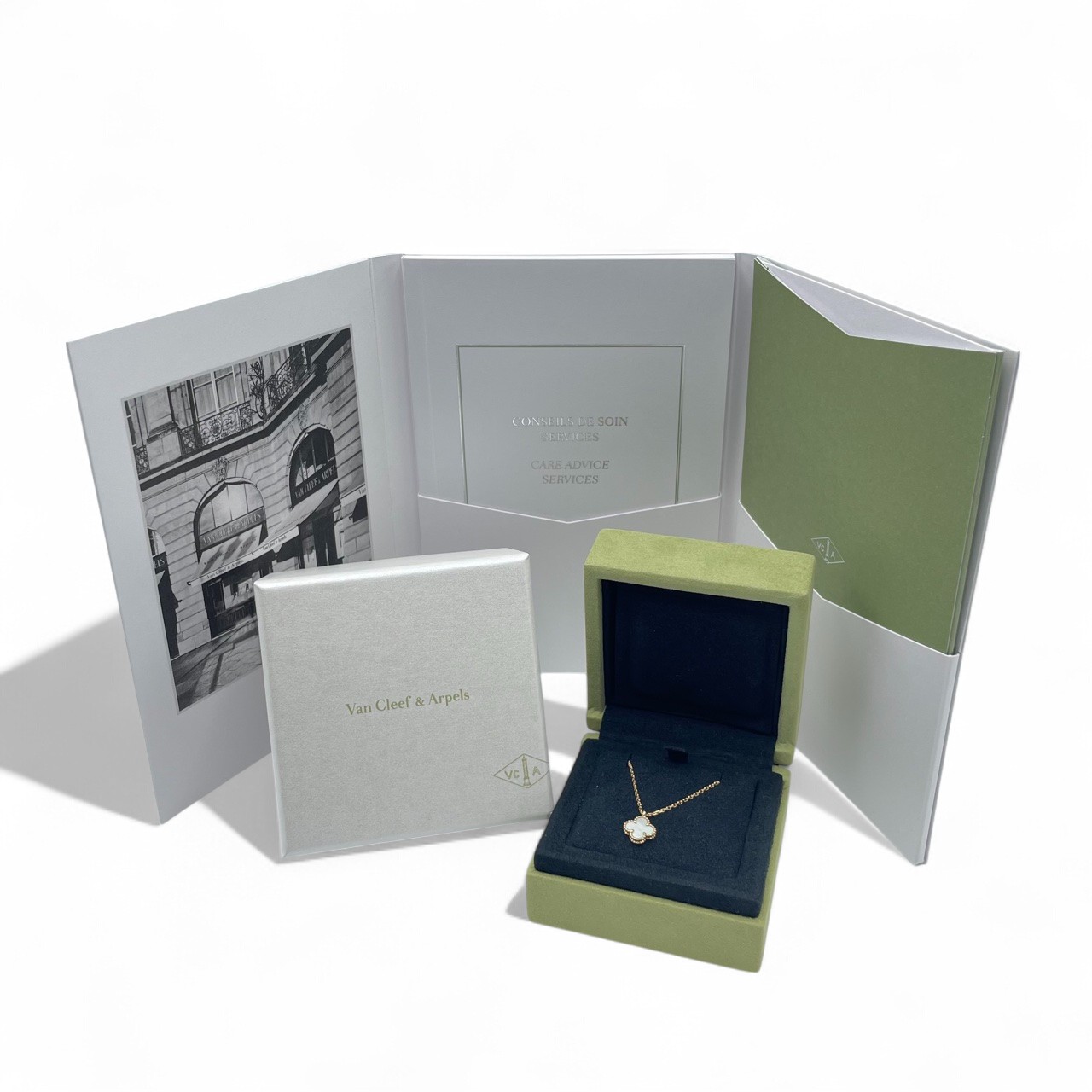 ヴァンクリーフ＆アーペル スウィート アルハンブラ ペンダント VCARF69100 マザーオブパール イエローゴールド