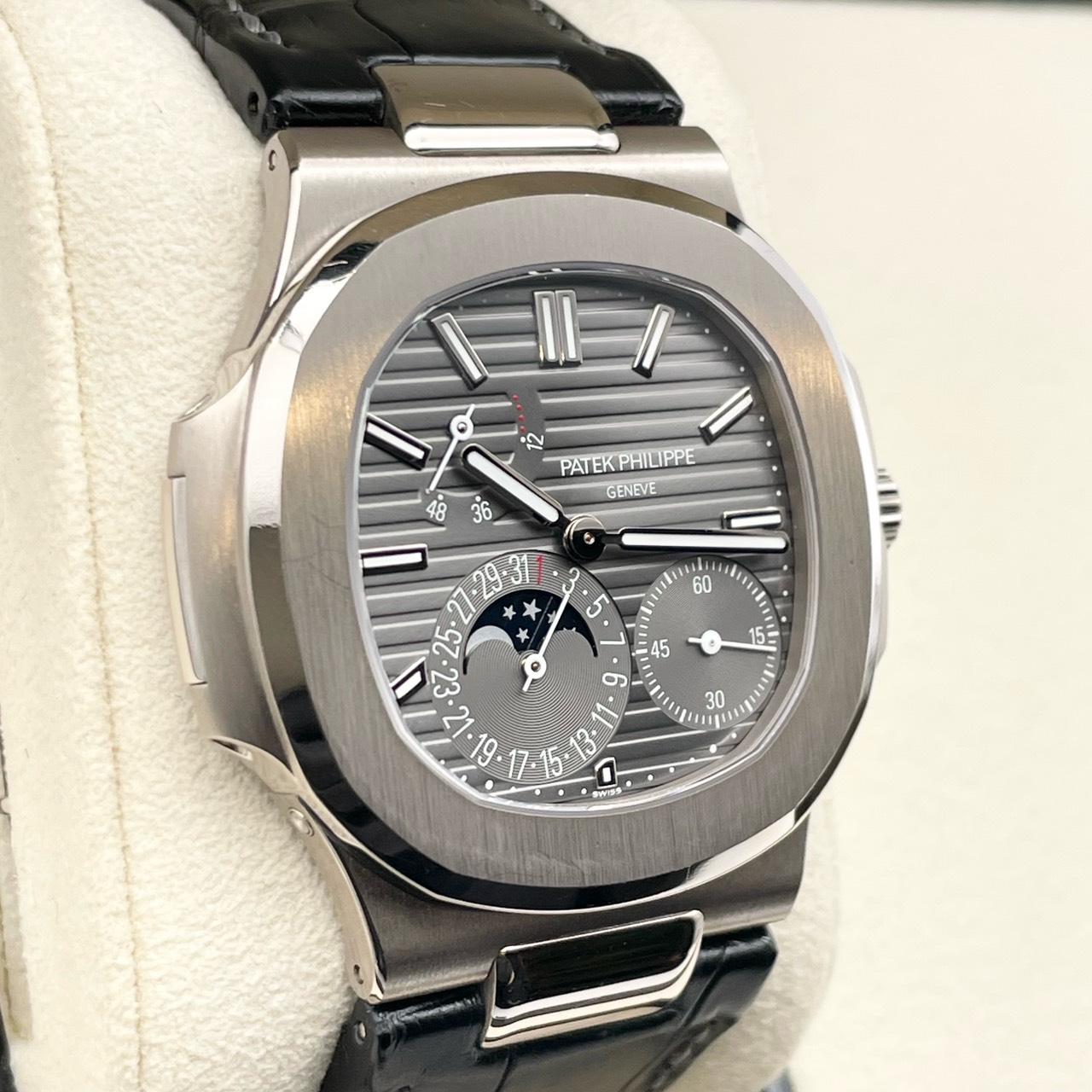 【希少！ディスコンモデル】パテックフィリップ ノーチラス　プチコンプリケーション  5712G-001 スレート 40mm