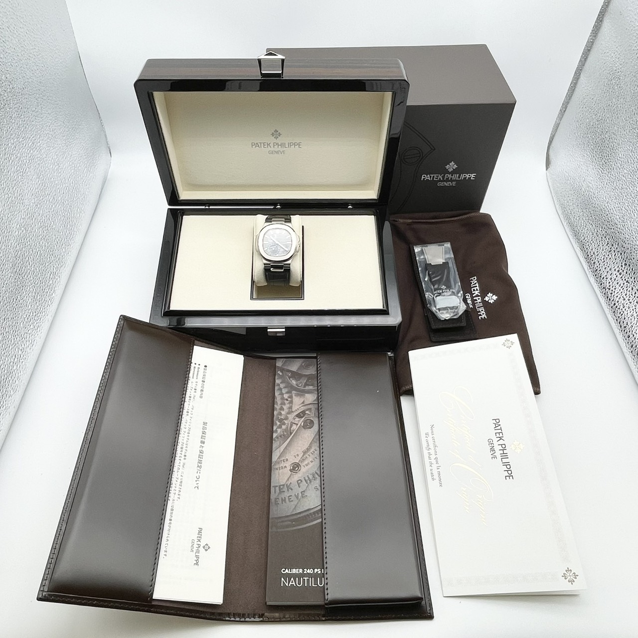 【希少！ディスコンモデル】パテックフィリップ ノーチラス　プチコンプリケーション  5712G-001 スレート 40mm