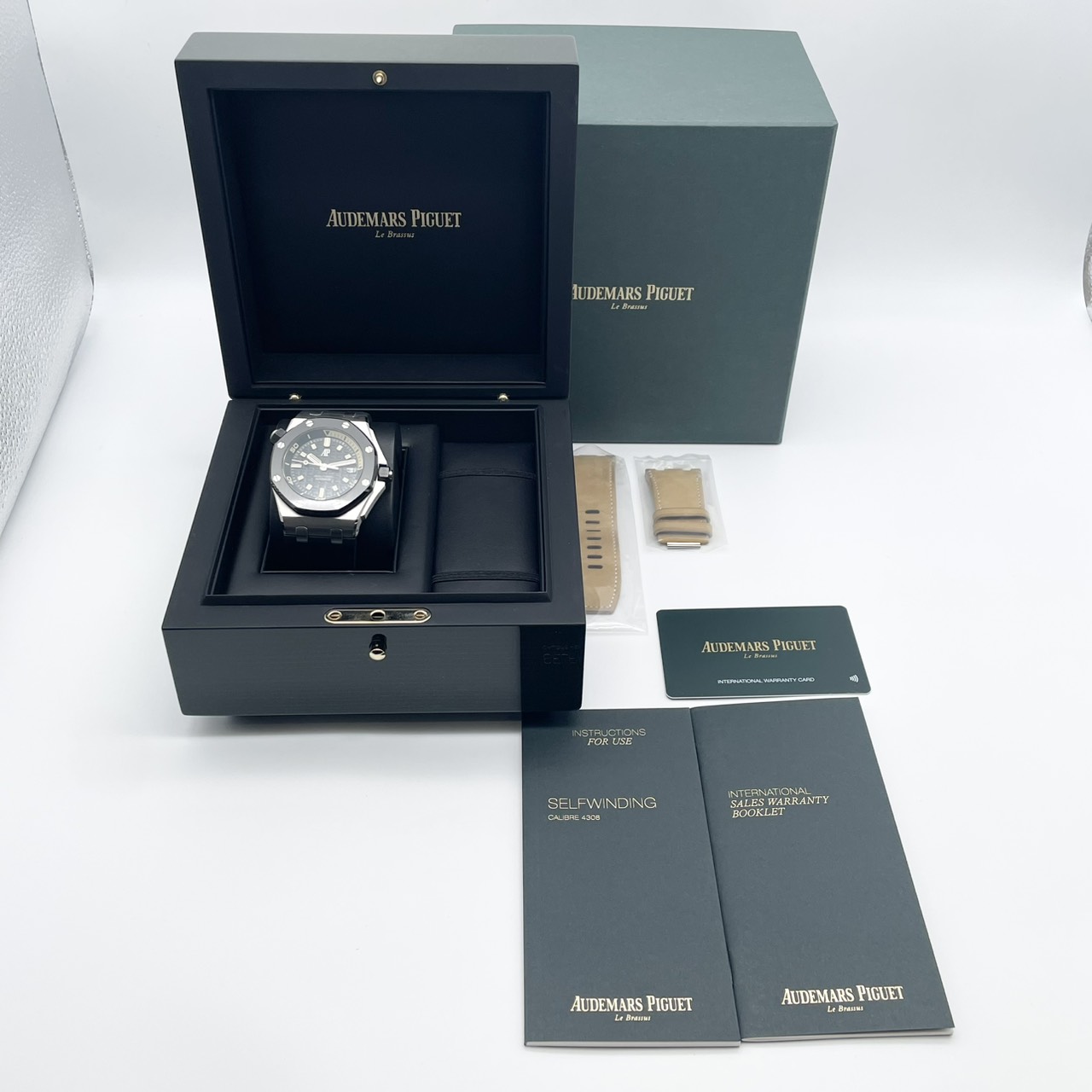 オーデマピゲ ロイヤルオーク オフショア ダイバー 15720CN.OO.A002CA.01 42mm