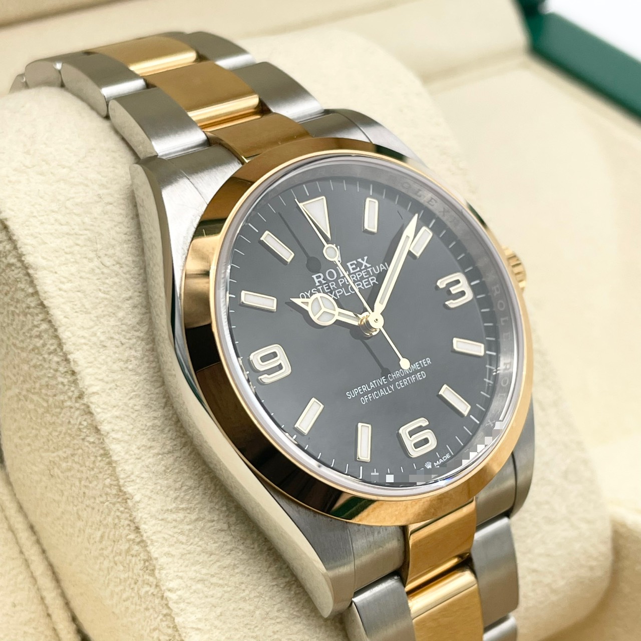ロレックス エクスプローラー 124273 ブラック ステンレススチール+イエローゴールド 36mm