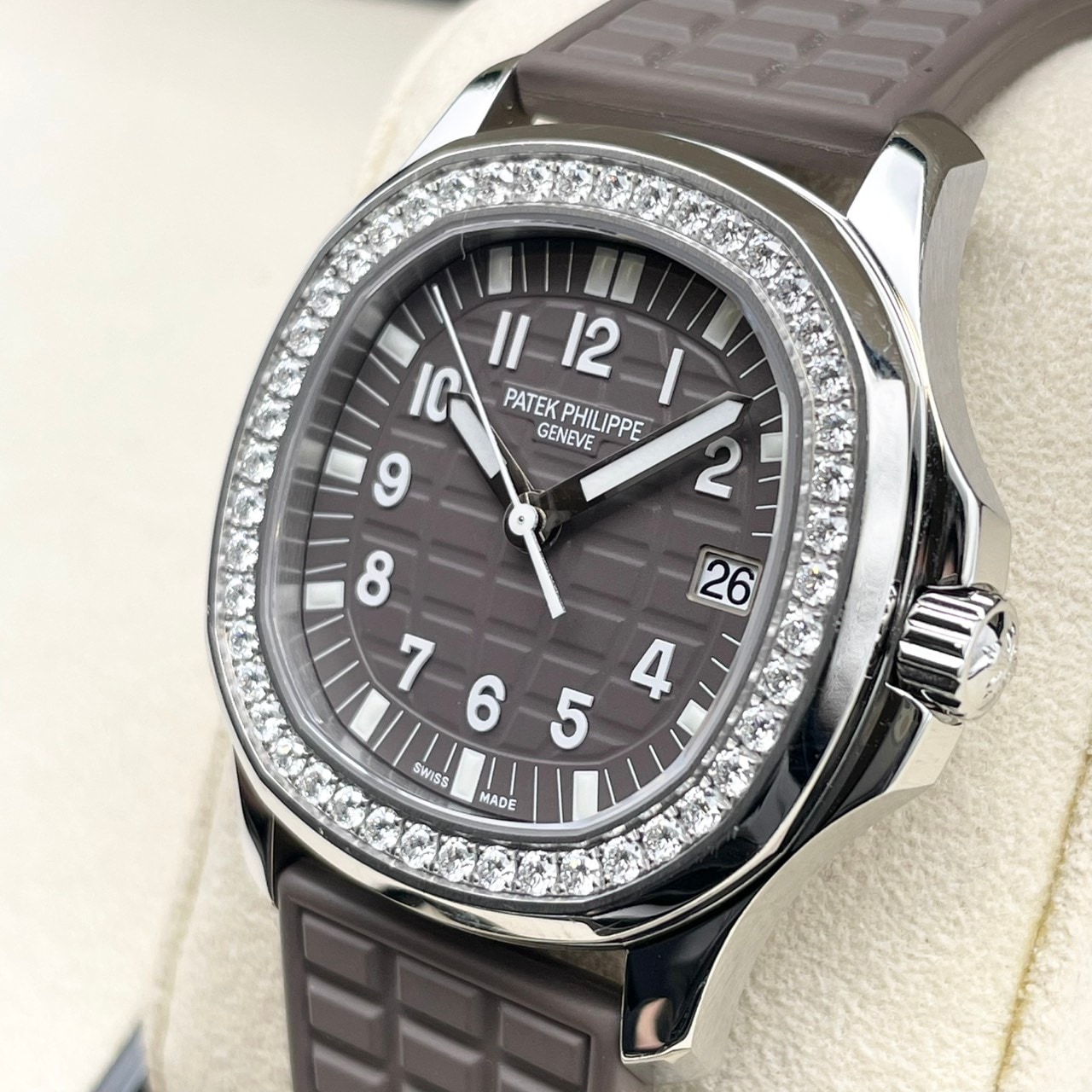 【希少！】パテックフィリップ アクアノート ルーチェ 5067A-023 トープ 35.6mm