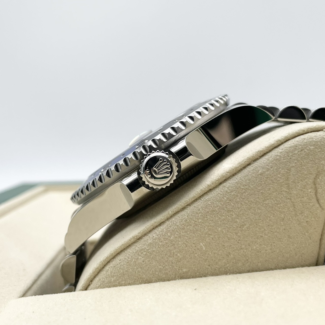 【保証書日付2026年2月】ロレックス GMTマスターII 126710BLNR バットマン ジュビリーブレス ブラック 40mm