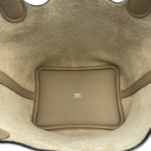 HERMES ピコタンロックPM トレンチ ×ゴールド金具 K(2025年)刻印 HERMES ピコタンロックPM トレンチ ×ゴールド金具 K(2025年)刻印