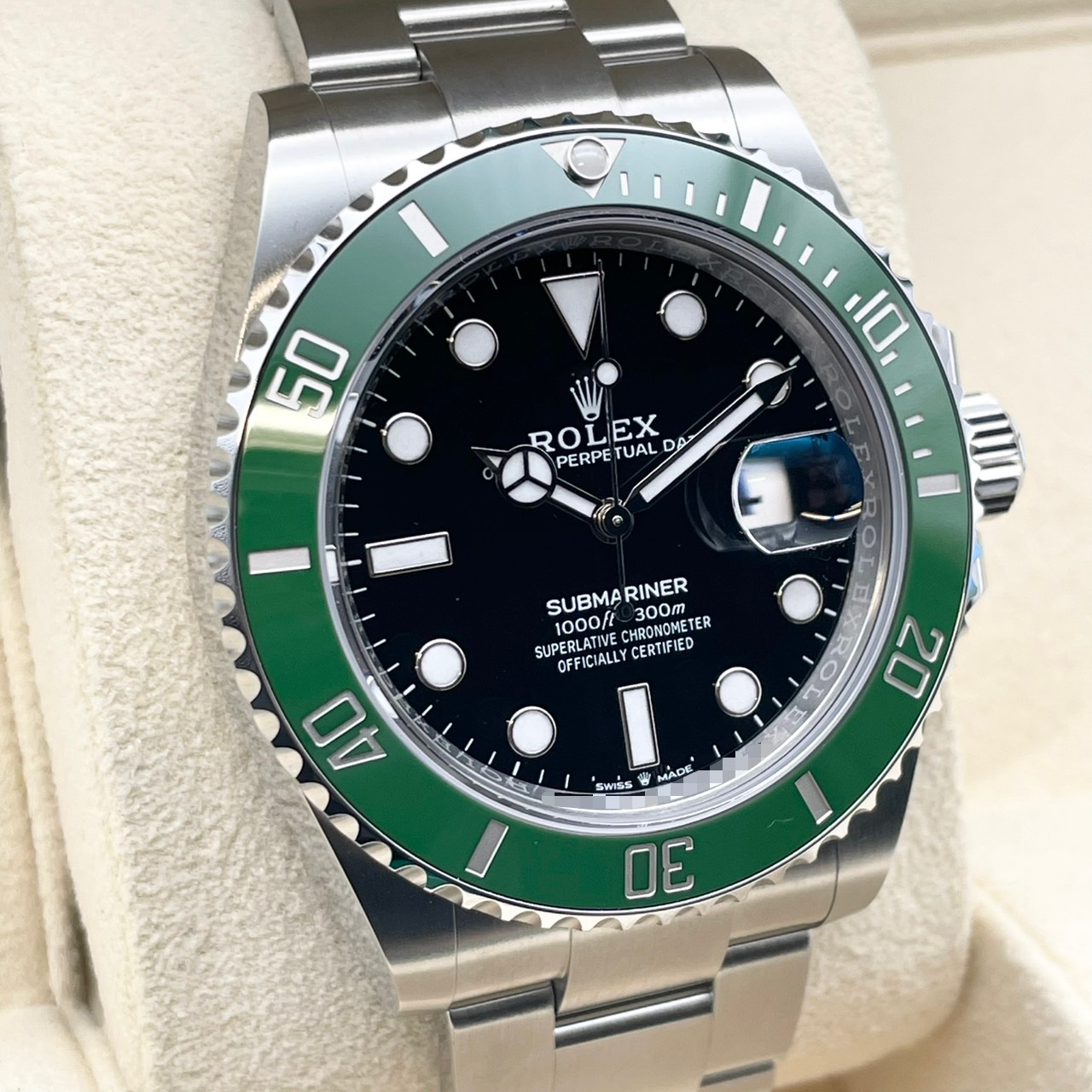 ロレックス サブマリーナ デイト 126610LV ブラック 41mm