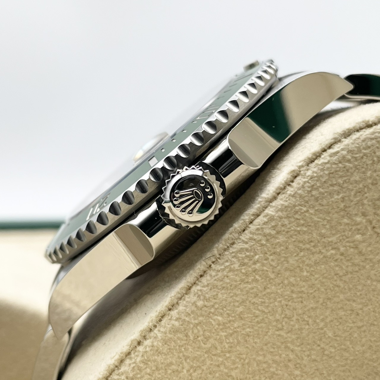 ロレックス サブマリーナ デイト 126610LV ブラック 41mm
