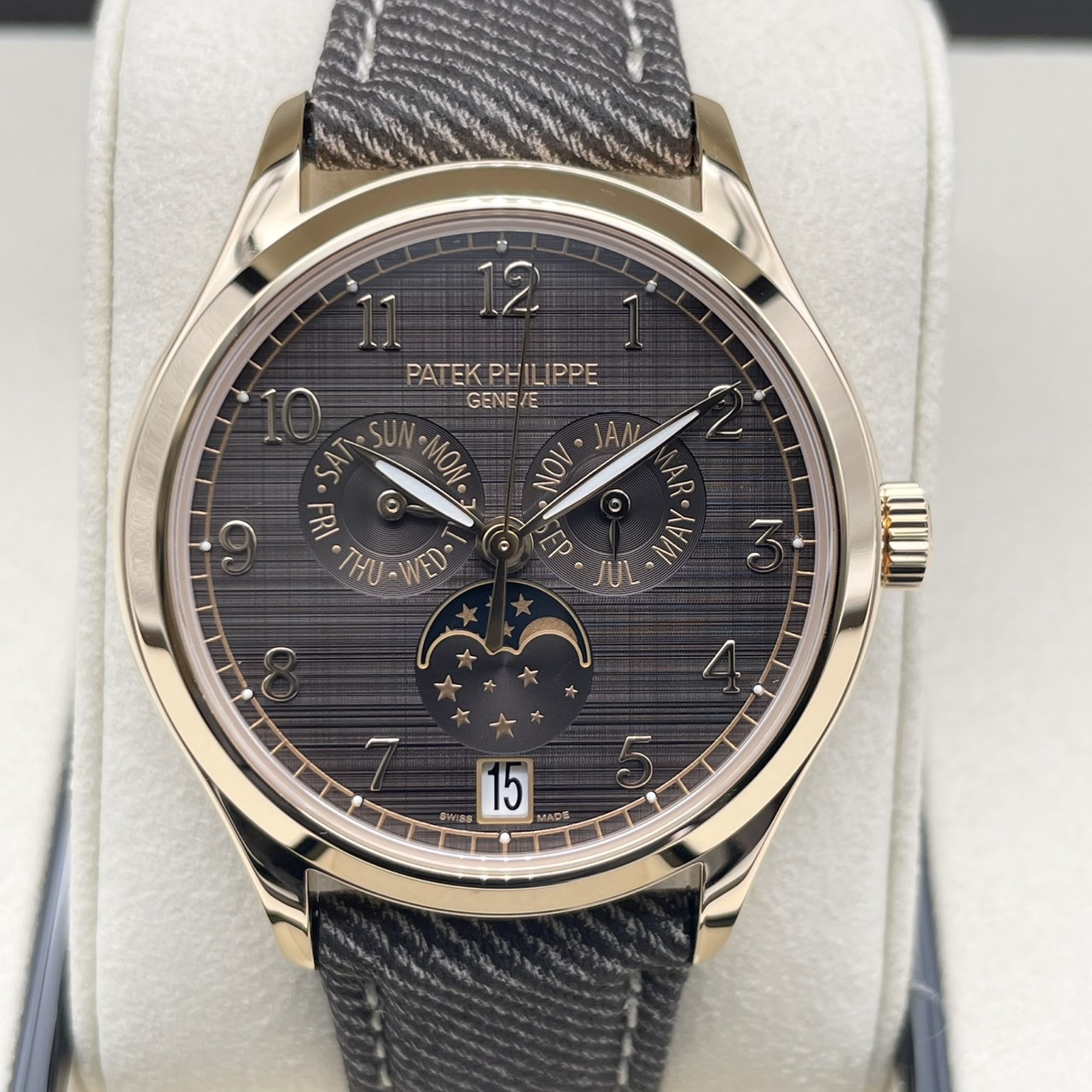 パテックフィリップ コンプリケーション ムーンフェイズ 4946R-001 ブラウン 38mm
