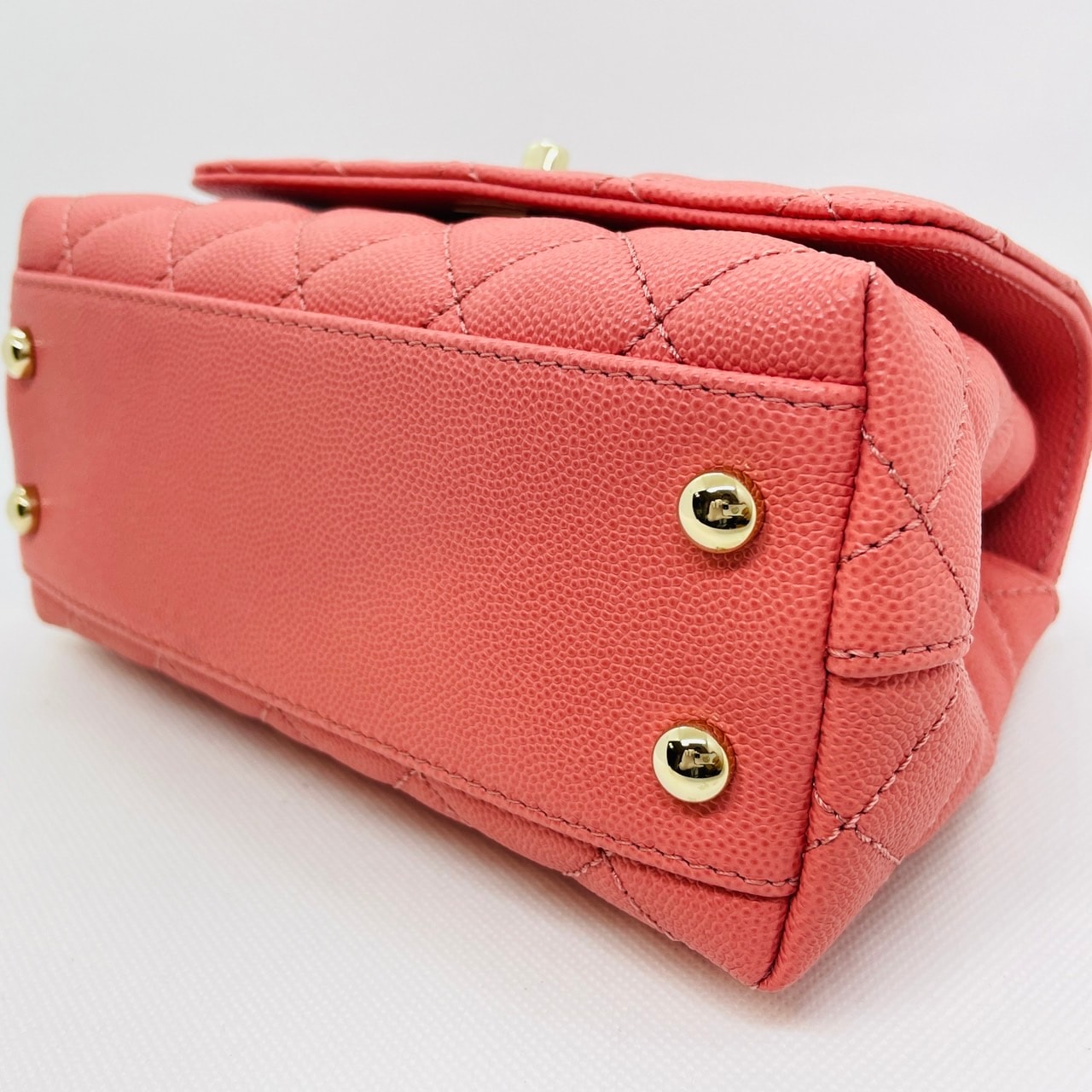 【スーパーセール価格】シャネルマトラッセ　 トップハンドル ミニ　 2Wayバッグ AS2215