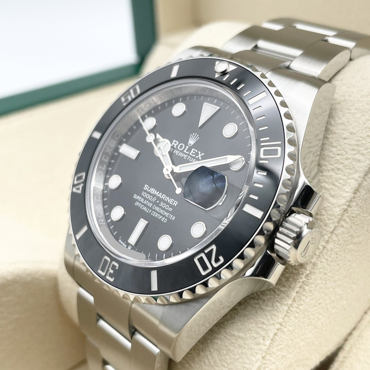 ロレックス サブマリーナデイト 126610LN ブラック 41mm