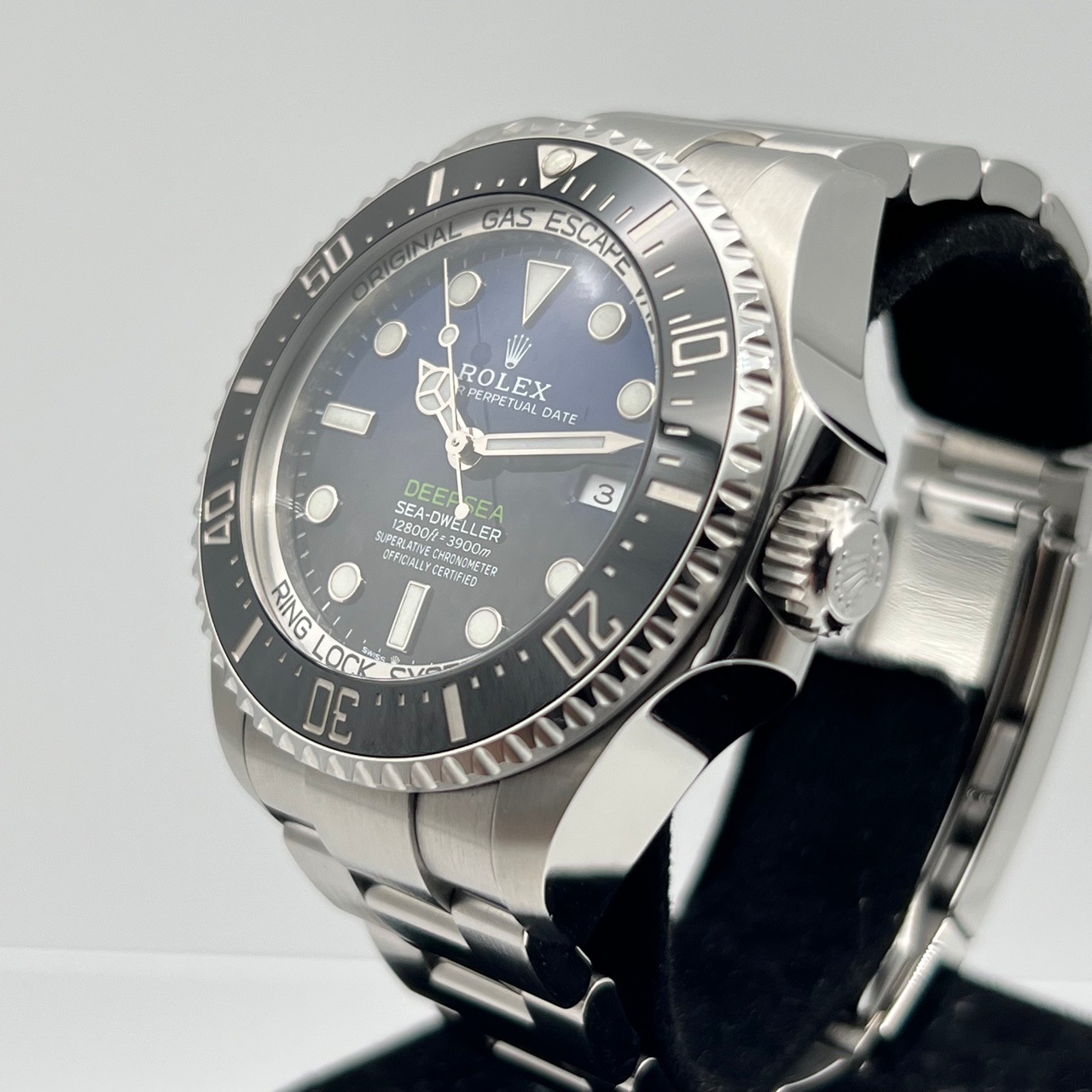 ロレックス シードゥエラー ディープシー 126660 Dブルー ステンレススチール 44ｍｍ　