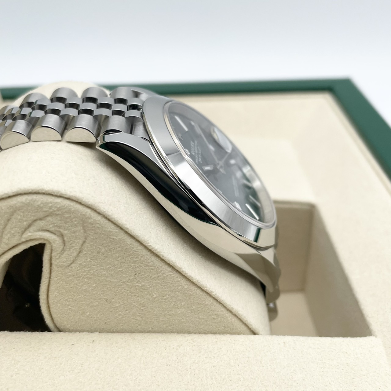 ロレックス デイトジャスト 126300 ミントグリーン　ジュビリーブレスレット 41mm