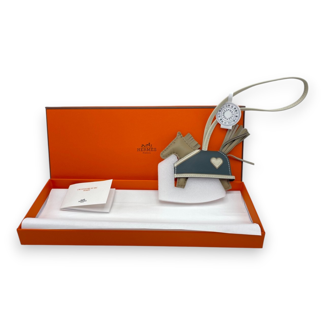 【新品未使用】エルメス新作ロデオチャーム ロベオクール エルメス新作ロデオチャーム ロベオクール ハートデザイン 楽天市場