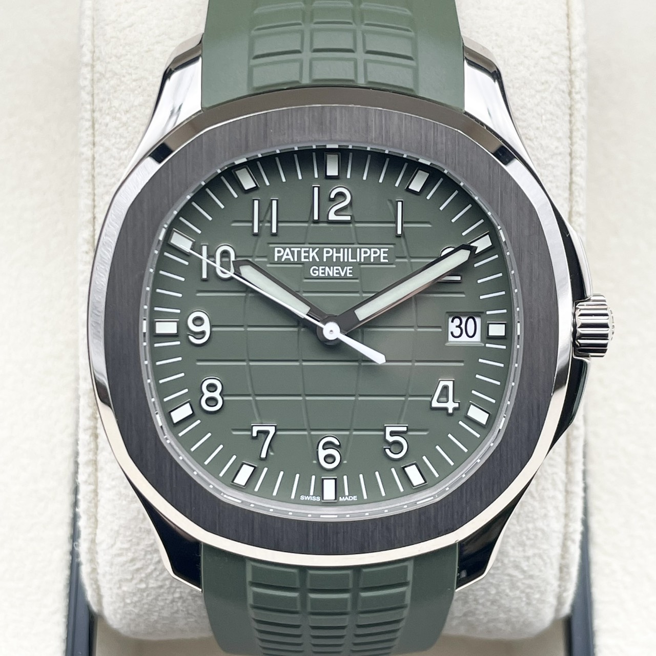 【箱・保証書付き！】パテックフィリップ アクアノート 5168G-010 カーキ ホワイトゴールド 42.2mm