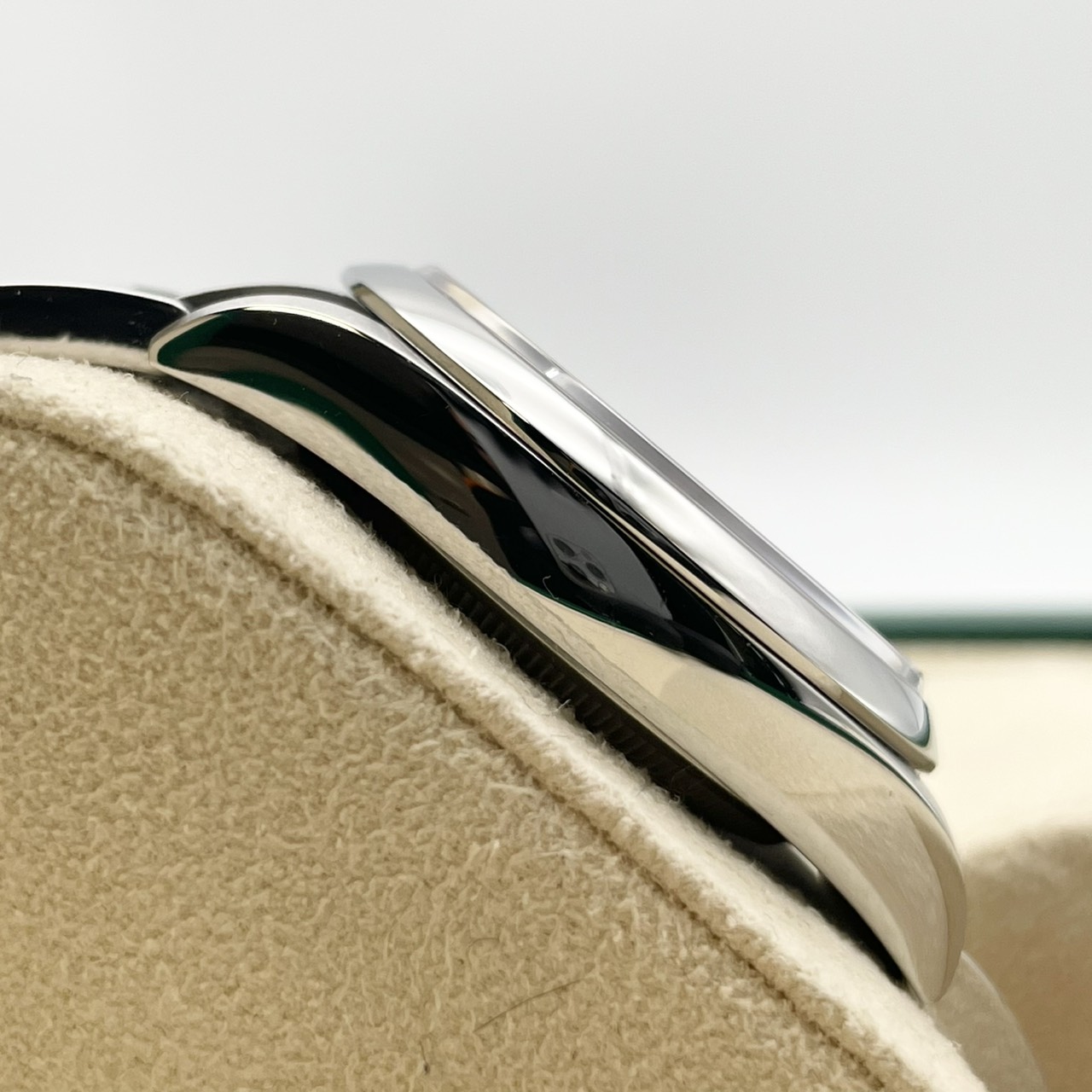 ロレックス オイスターパーペチュアル 126000 オイスターブレスレット セレブレーションモチーフ 36mm