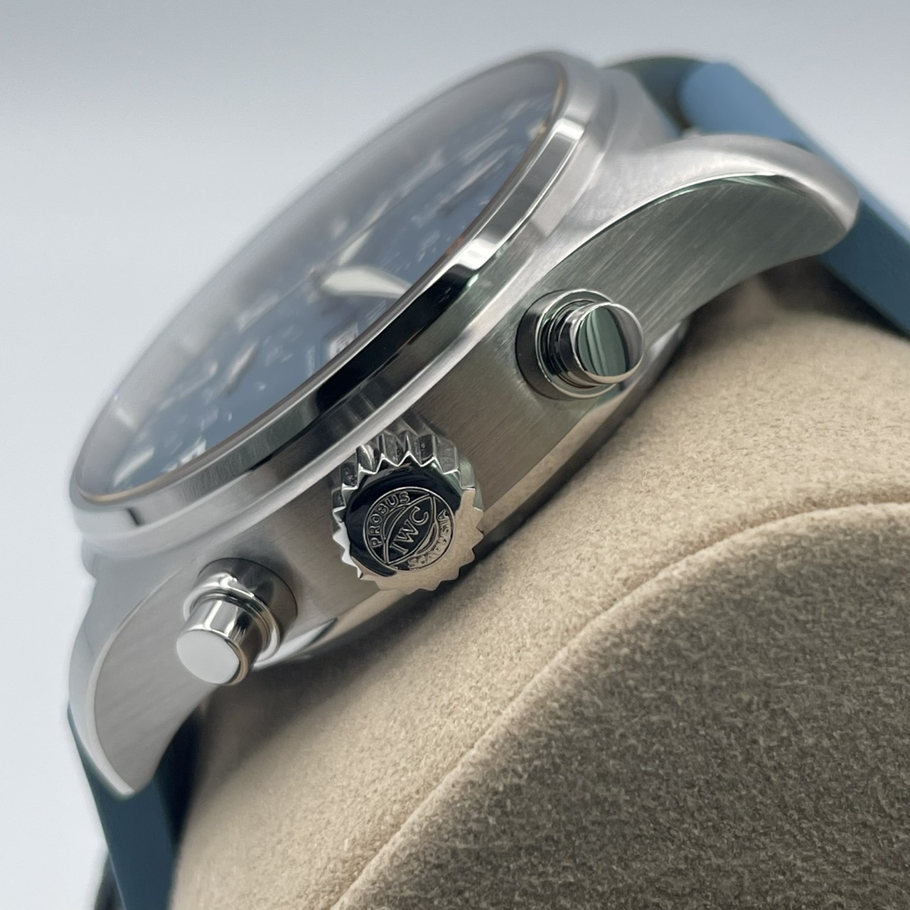 【定価約123万円！】IWC パイロット・ウォッチ・クロノグラフ  IW388117 ブルー 41mm