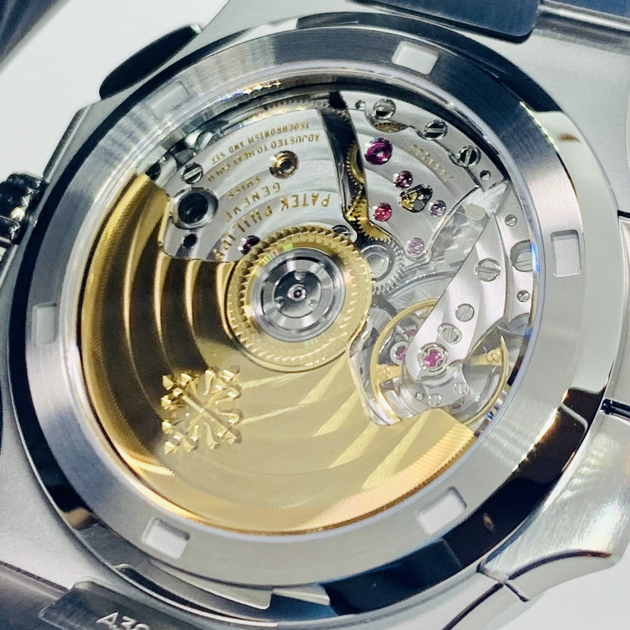 パテックフィリップ ノーチラス 5990/1A-001 新型バックル ステンレススチールブラックグラデーション