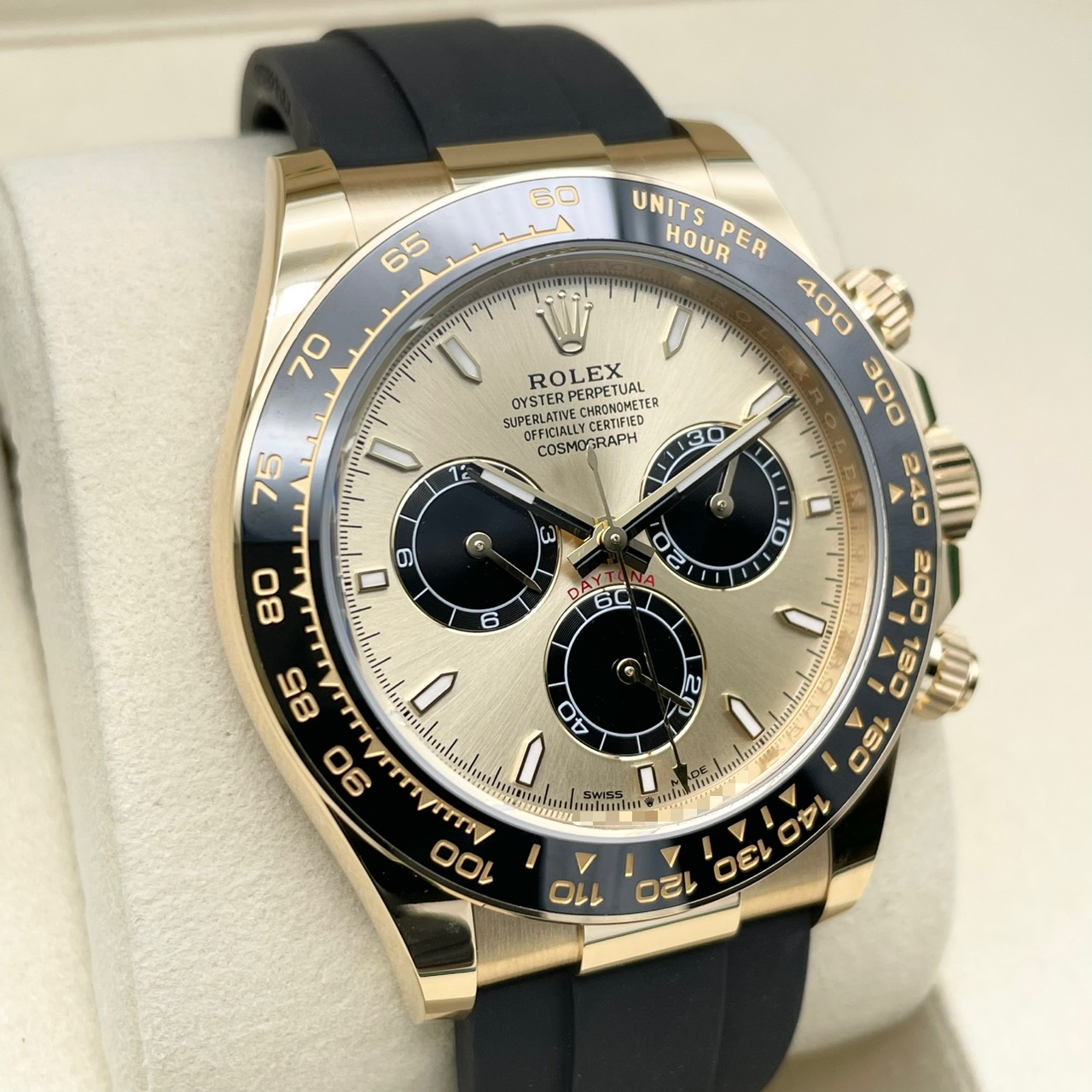 【保証書日付2026年3月！】ロレックス デイトナ 126518LN ゴールデン&ブライトブラック 40mm