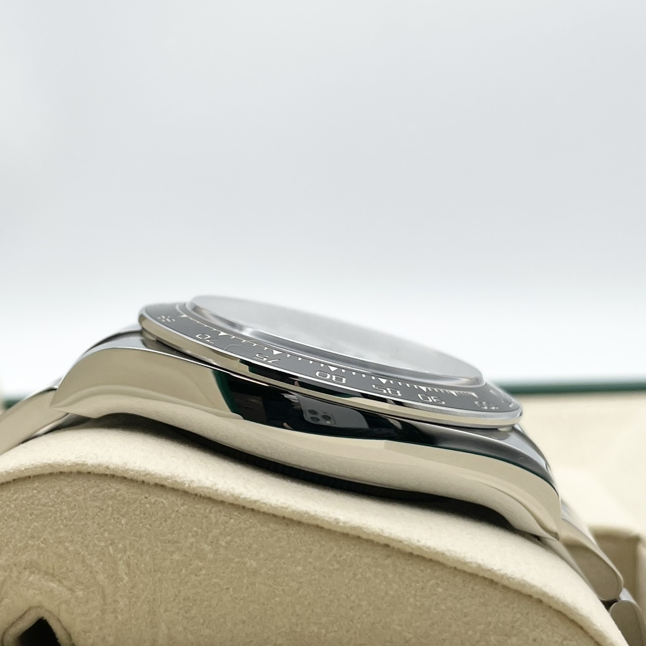 ロレックス デイトナ 126500LN ホワイト 40mm