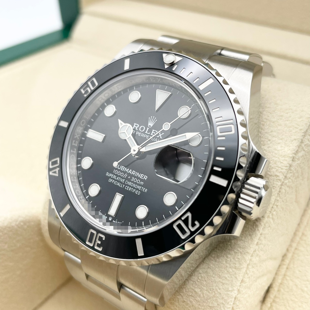 ロレックス サブマリーナデイト 126610LN ブラック 41mm