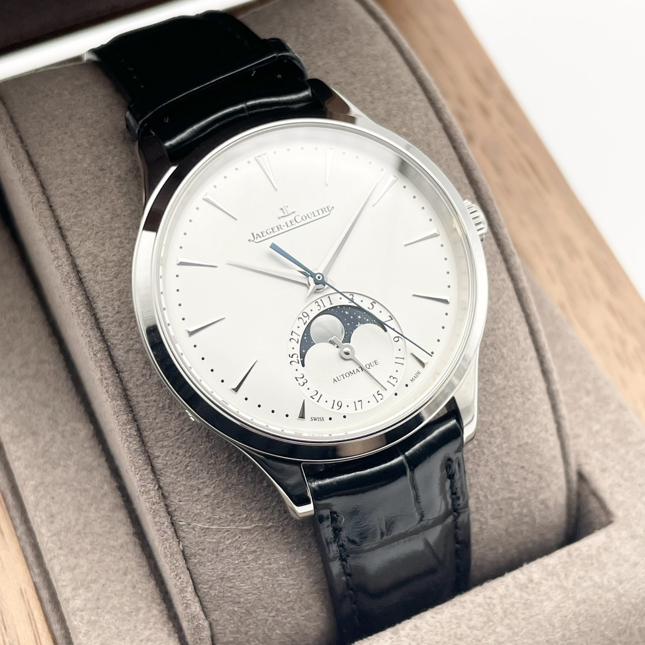 ジャガー・ルクルト マスター・ウルトラスリム ムーン Q1248421 シルバーグレー 36ｍｍ