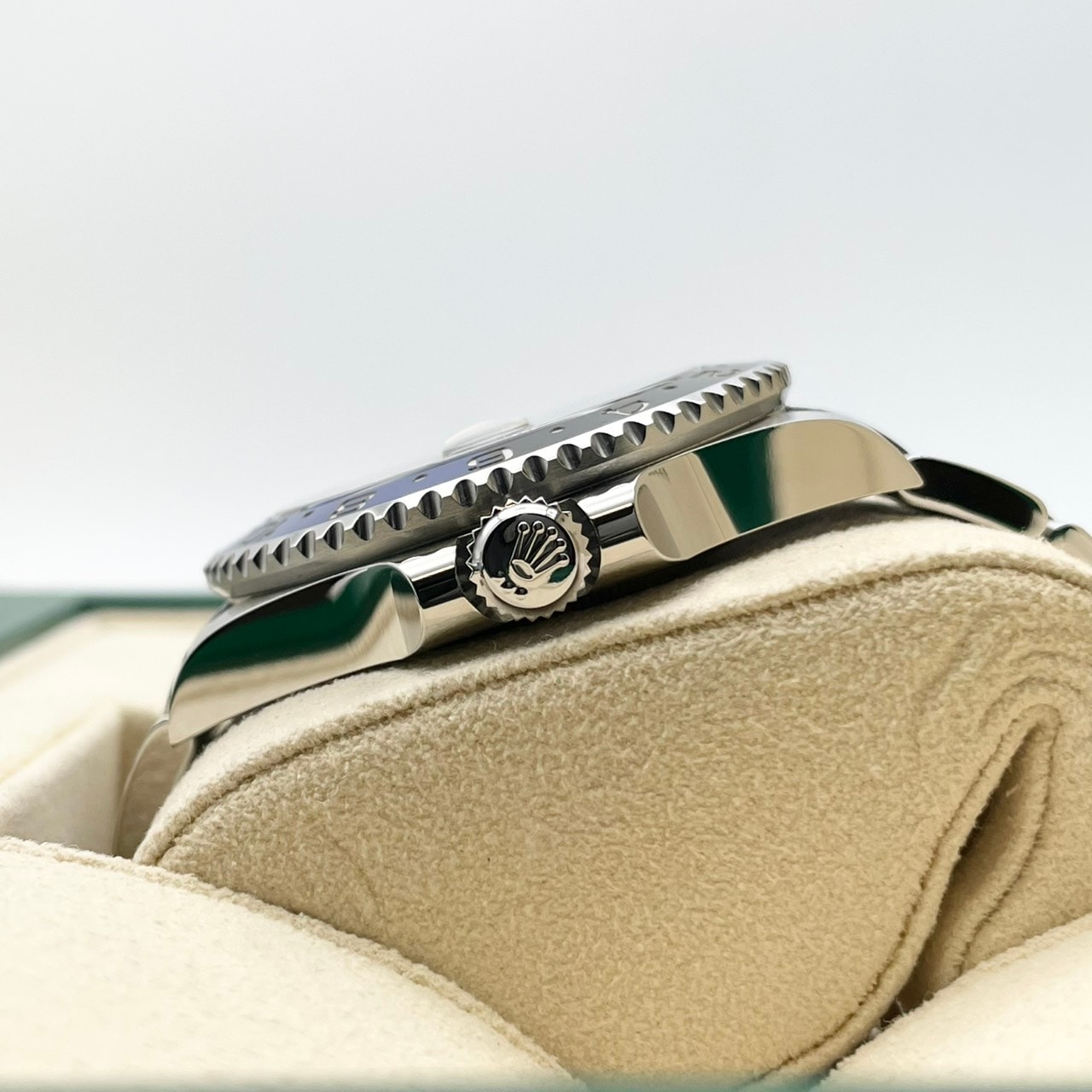 ロレックス GMTマスターII 126710BLNR バットマン オイスターブレス 40mm