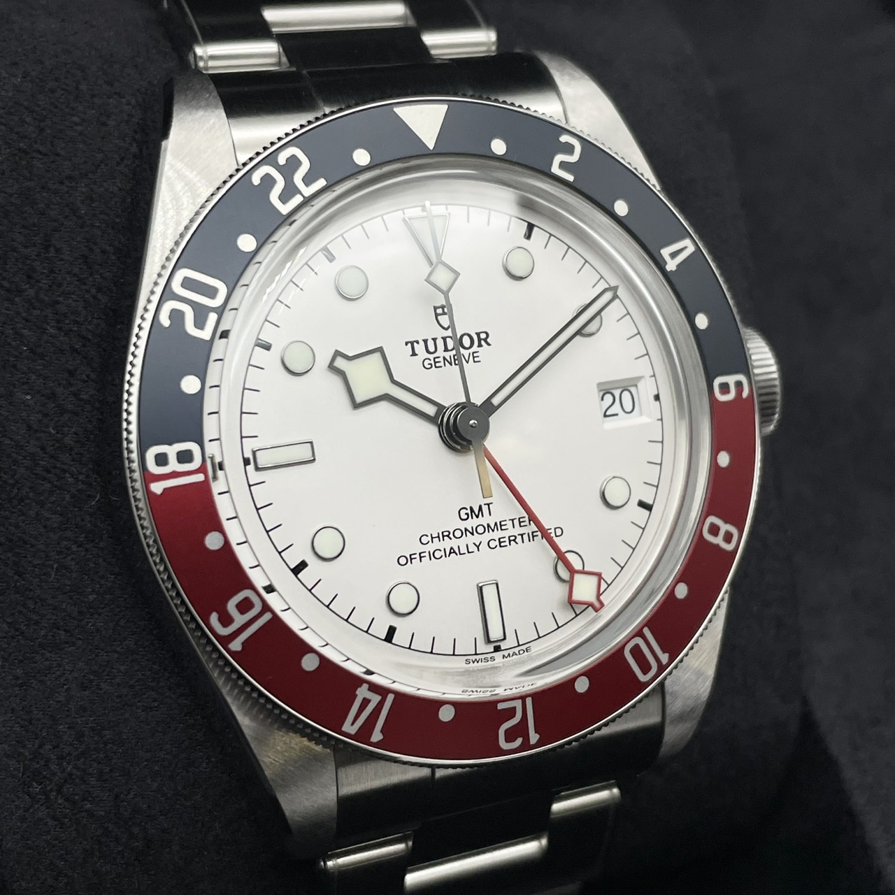 チューダー ブラックベイ GMT 79830RB ホワイト 41mm