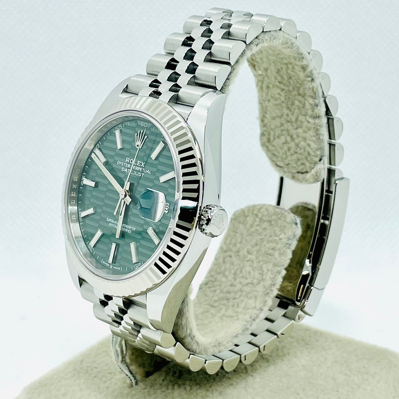 ロレックス デイトジャスト 126334 ミントグリーンフルーテッド