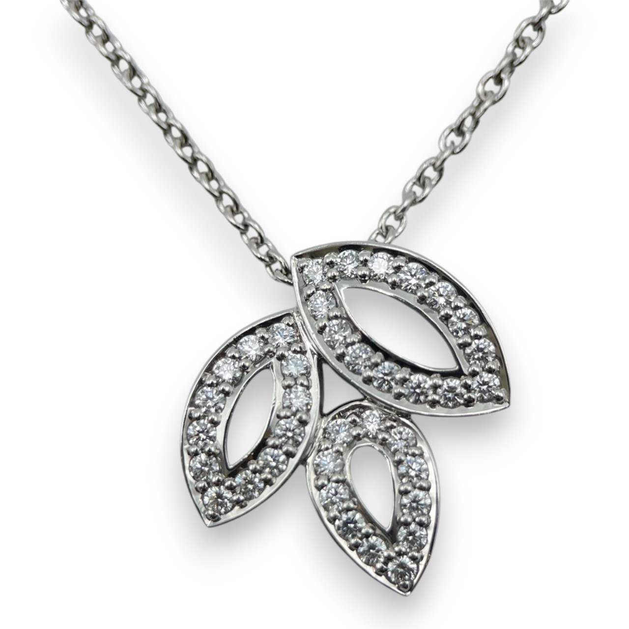 ハリーウィンストン リリークラスター ミニ ペンダント PEDPSM1MLC ダイヤモンド プラチナ