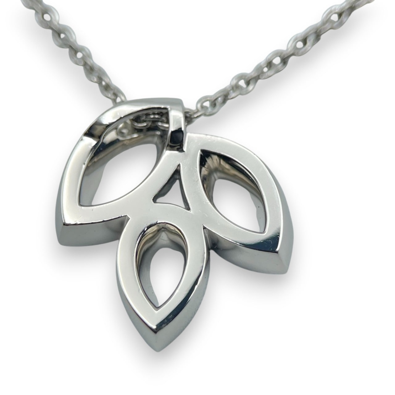 正規品 磨き済 ハリーウィンストン リリークラスター ミニ プラチナ 定価81万 HARRY WINSTON ハリーウィンストン リリークラスターミニネックレス