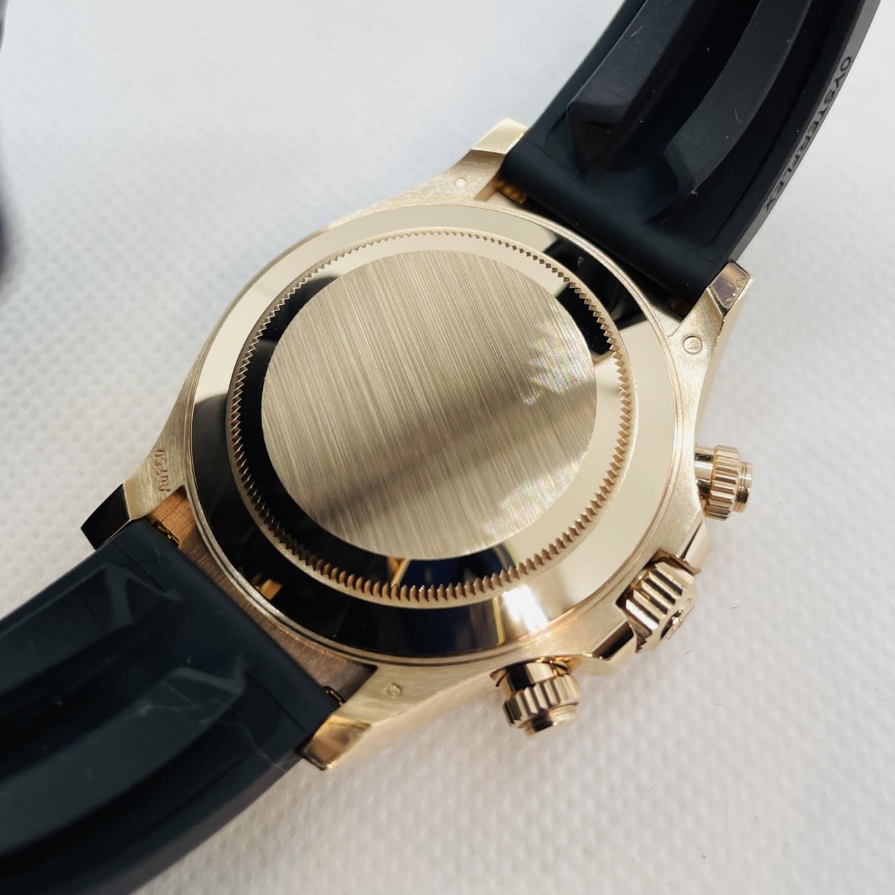 ロレックス デイトナ 116515LN ブラックラバーベルト ブラック&ピンク