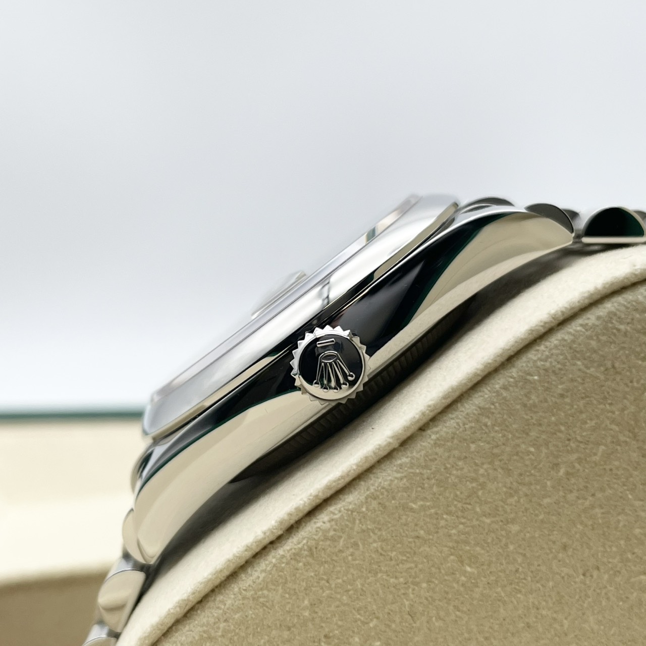 【保証書日付2026年1月！】ロレックス デイトジャスト 126200 スレート ローマン ジュビリーブレス 36mm