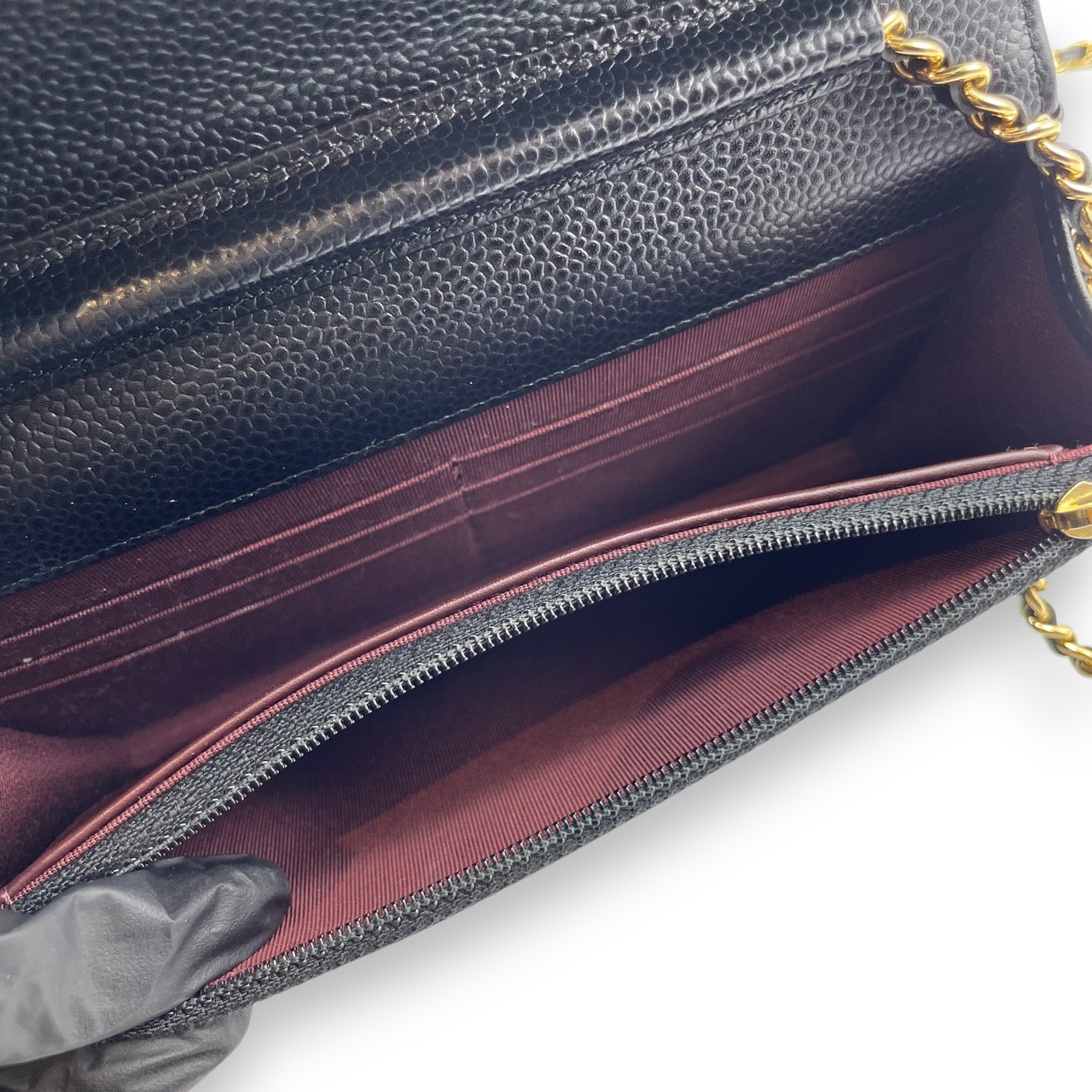 シャネル マトラッセ チェーンウォレット A33814 W19 ブラック キャビアスキン ゴールド金具