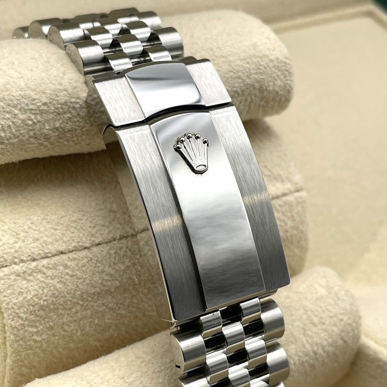 ロレックス デイトジャスト 126334 ミントグリーン ジュビリーブレス 41mm