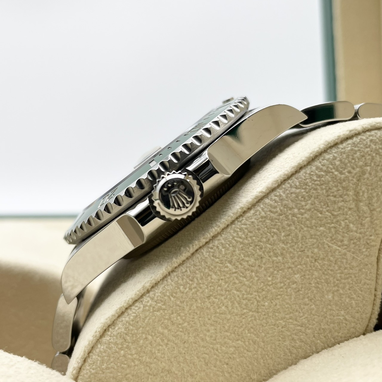 ロレックス サブマリーナ デイト 126610LV ブラック 41mm