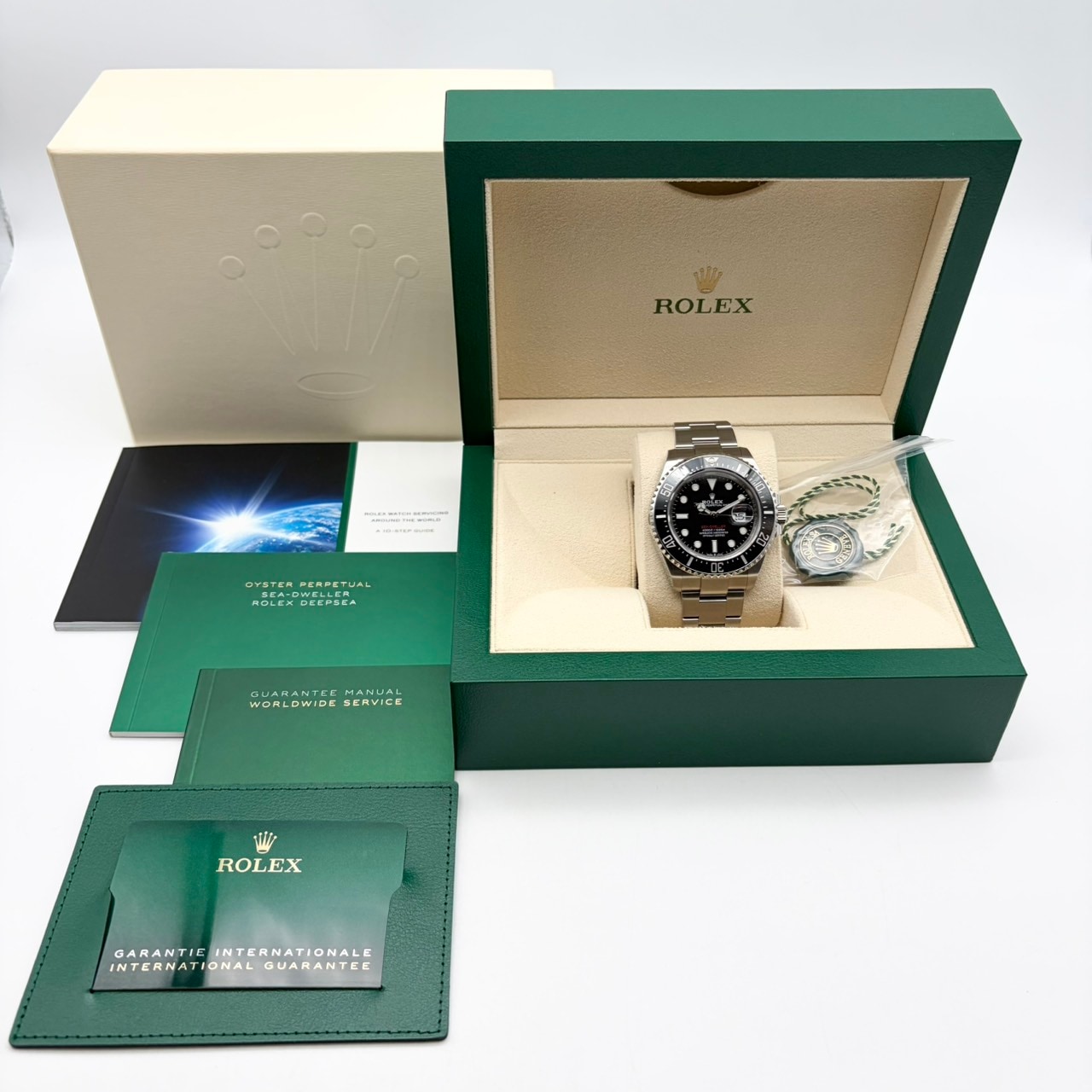 ロレックス シードゥエラー 126600 ブラック 43mm