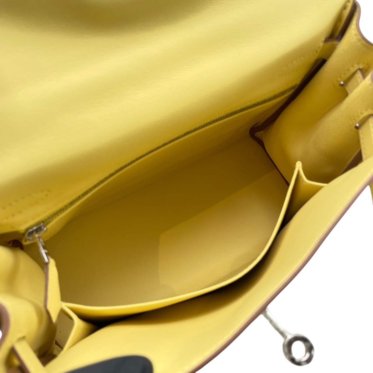 エルメス ケリー 25 ジョーヌプッサン スイフト シルバー金具 Z刻印